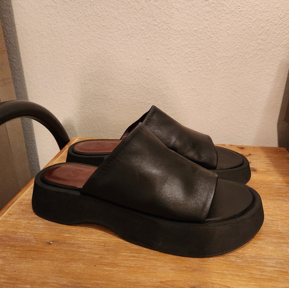 Staud Alpine Black Leather Platform Sandals Size 7 - Picture 1 of 7